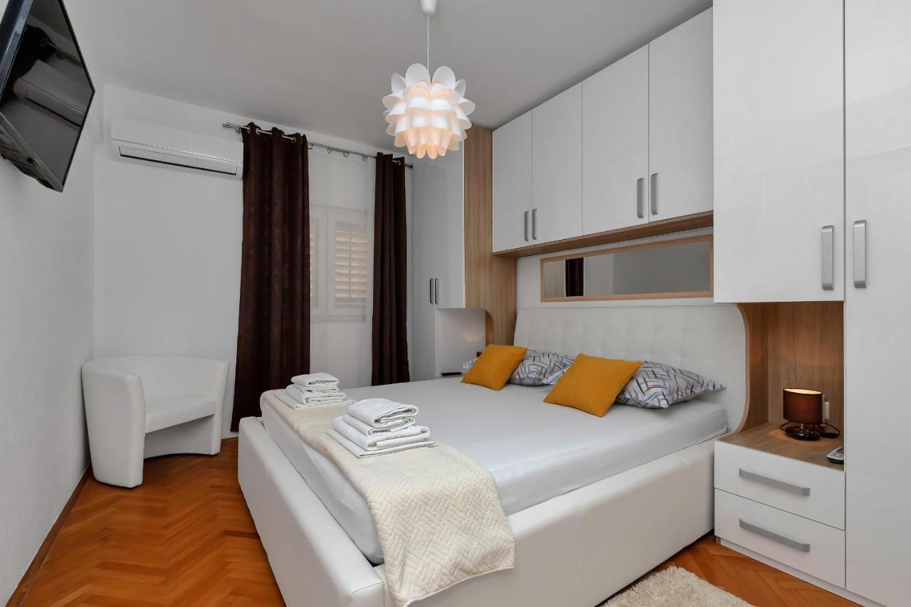 Apartment Sabina Makarska Exterior foto